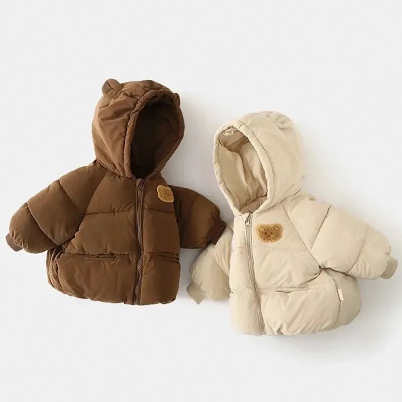 Bruine en beige baby winterjas beer capuchon zijaanzicht beide kleuren
