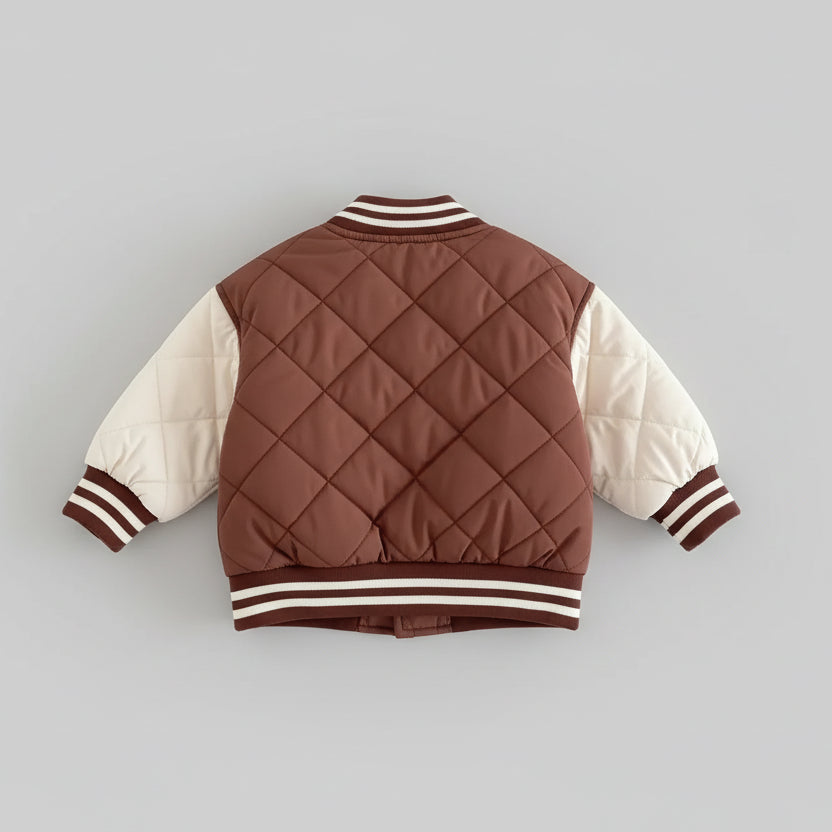 Gewatteerd baseball jasje bruin achterkant geruit patroon plat uitgelegd